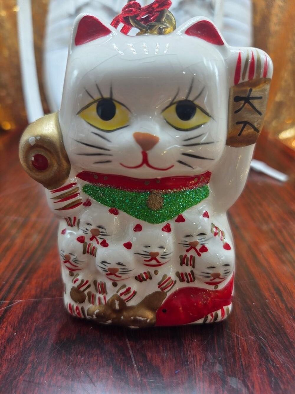 Vintage Ceramic Maneki-neko Figurine with 6 Kittens